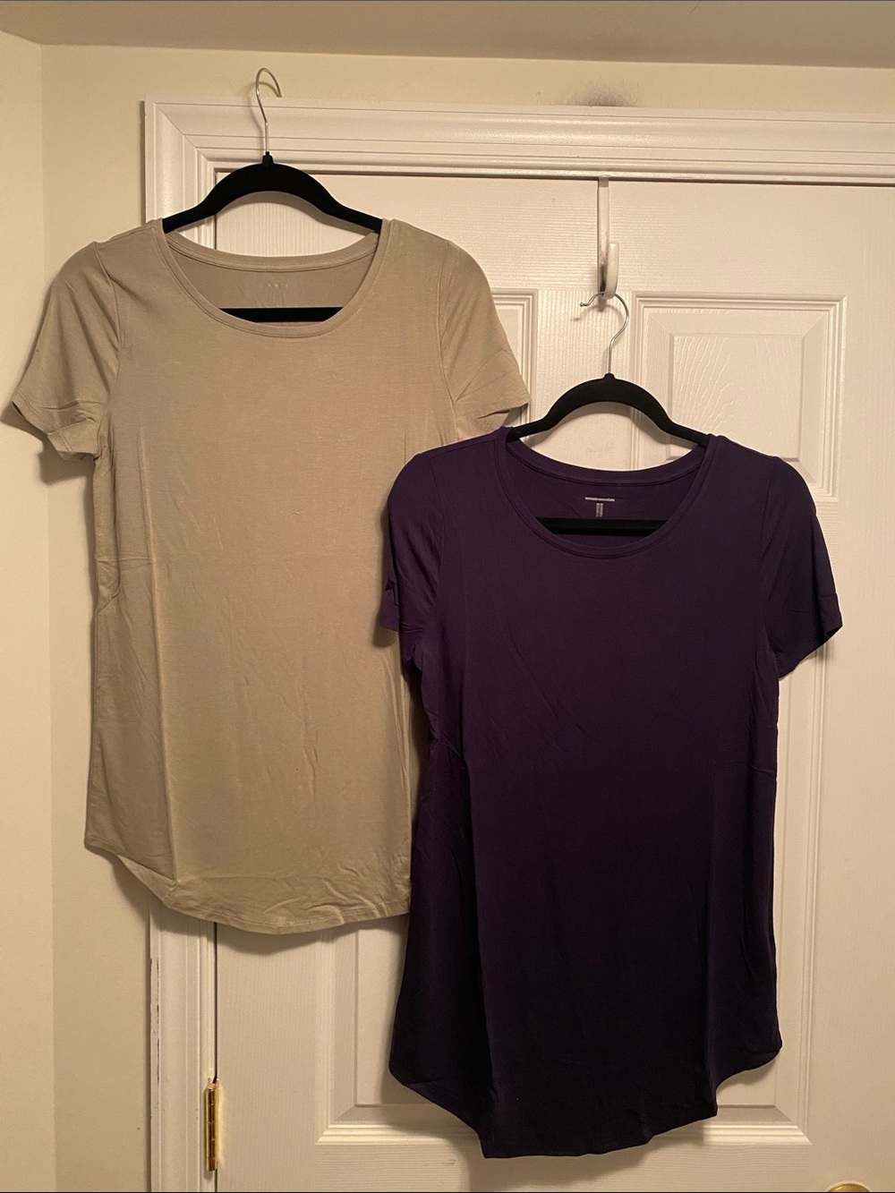 Amazon Essentials 2 Pack Navy and Sage Short-Sleeve Crew Neck Tee…size XS